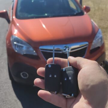 Vauxhall Mokka 2014, 2 Key Fobs Repaired - Bulwell, Nottingham